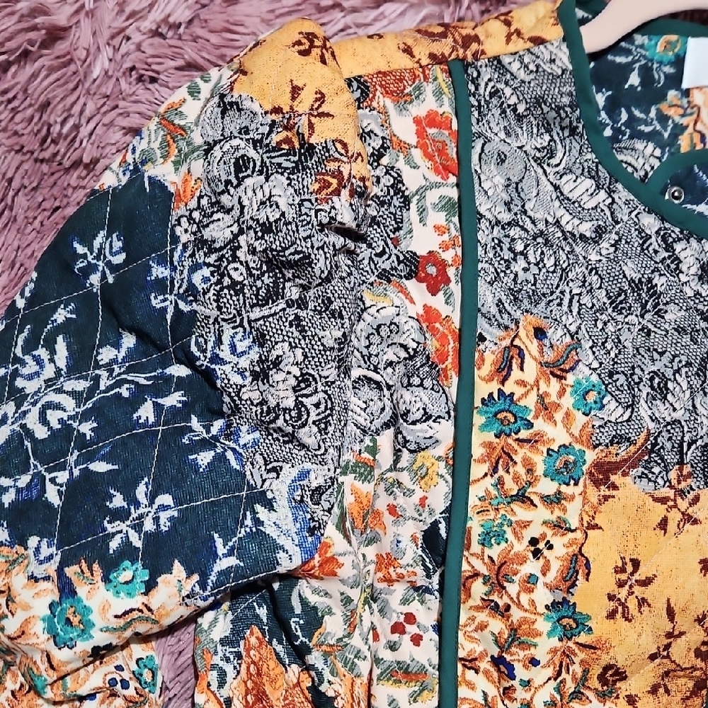 Colorful Floral Utility Jacket - Picture 6 of 7